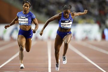 Shelly-Ann Fraser-Pryce and Dina Asher-Smith in the 100m at the Diamond League final in Brussels (AFP / Getty Images)
