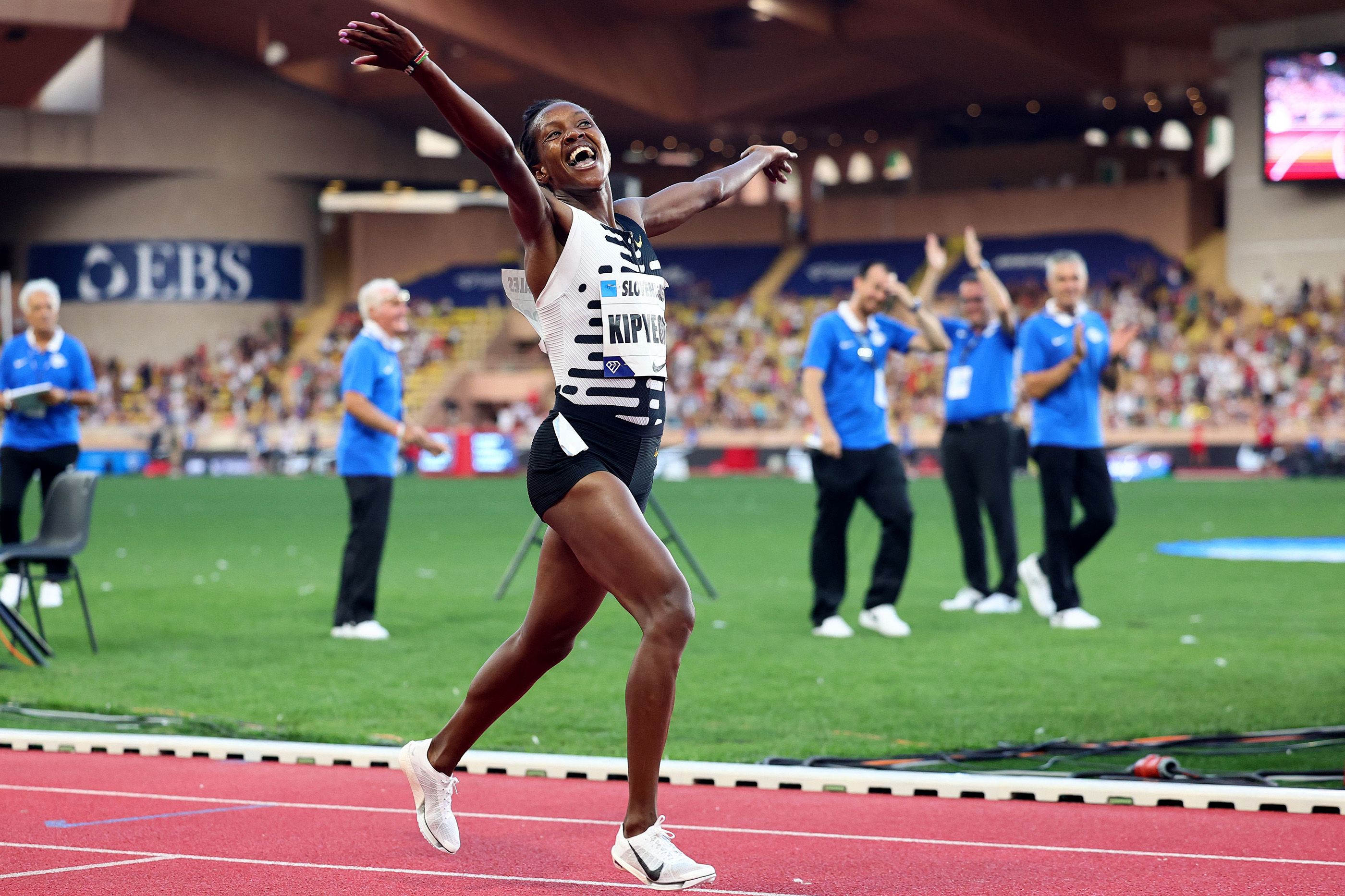 Faith Kipyegon celebrates her world mile record in Monaco