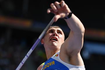 Moldovan javelin thrower Andrian Mardare in action (AFP / Getty Images)